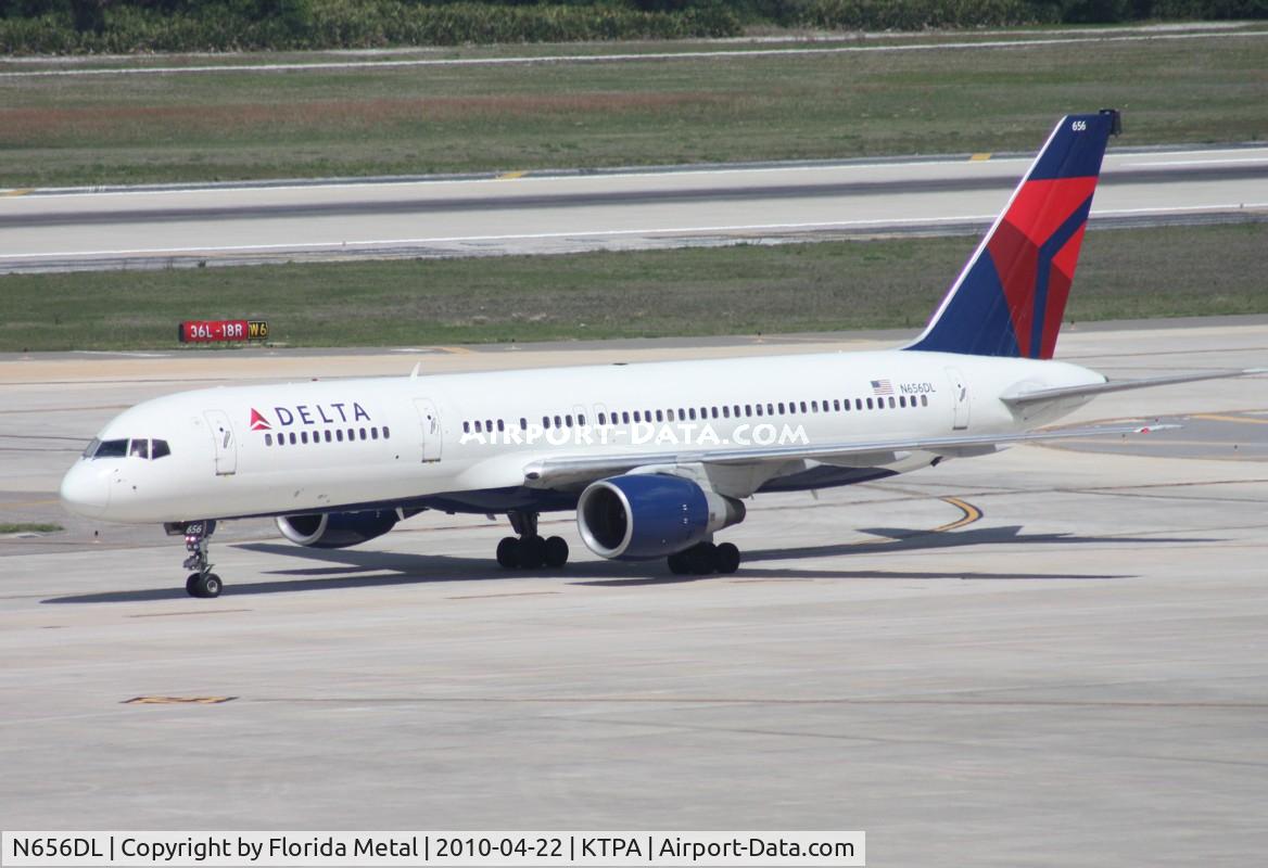 N656DL, 1990 Boeing 757-232 C/N 24396, TPA spotting