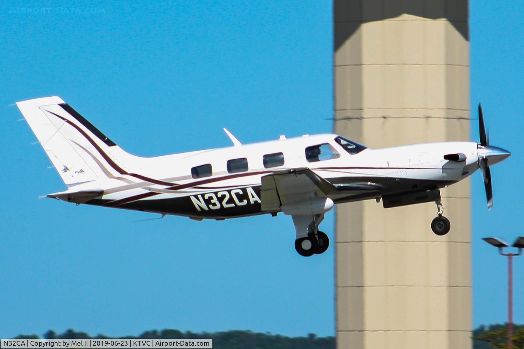 N32CA, 2005 Piper PA-46-500TP C/N 4697216, KTVC-KPHN - Departing RWY 18