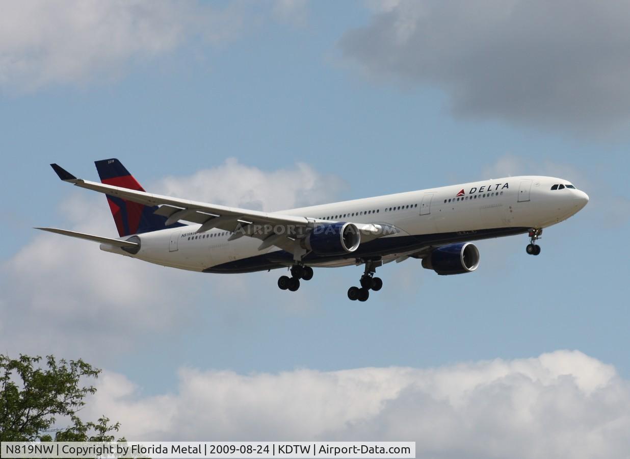 N819NW, 2007 Airbus A330-323 C/N 858, DTW spotting