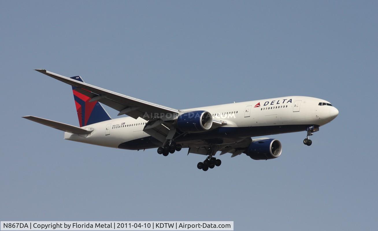N867DA, 2002 Boeing 777-232 C/N 29743, DTW spotting