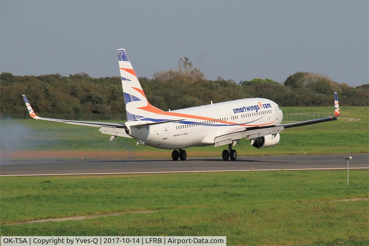 OK-TSA, 2001 Boeing 737-8S3 C/N 29250/792, Boeing 737-8S3, Landing rwy 07R, Brest-Bretagne airport (LFRB-BES)