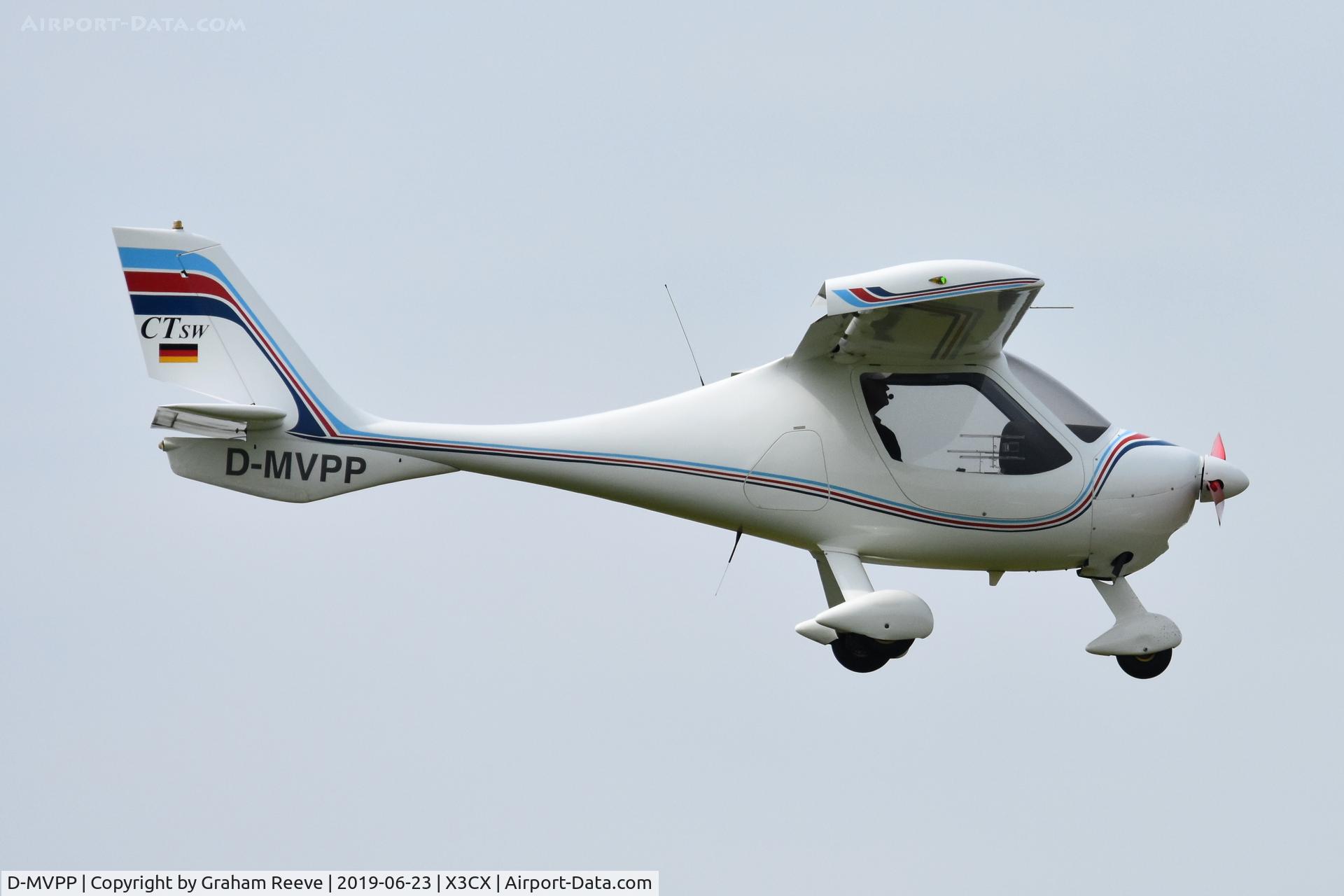 D-MVPP, Flight Design CTSW C/N Not found D-MVPP, Landing at Northrepps.