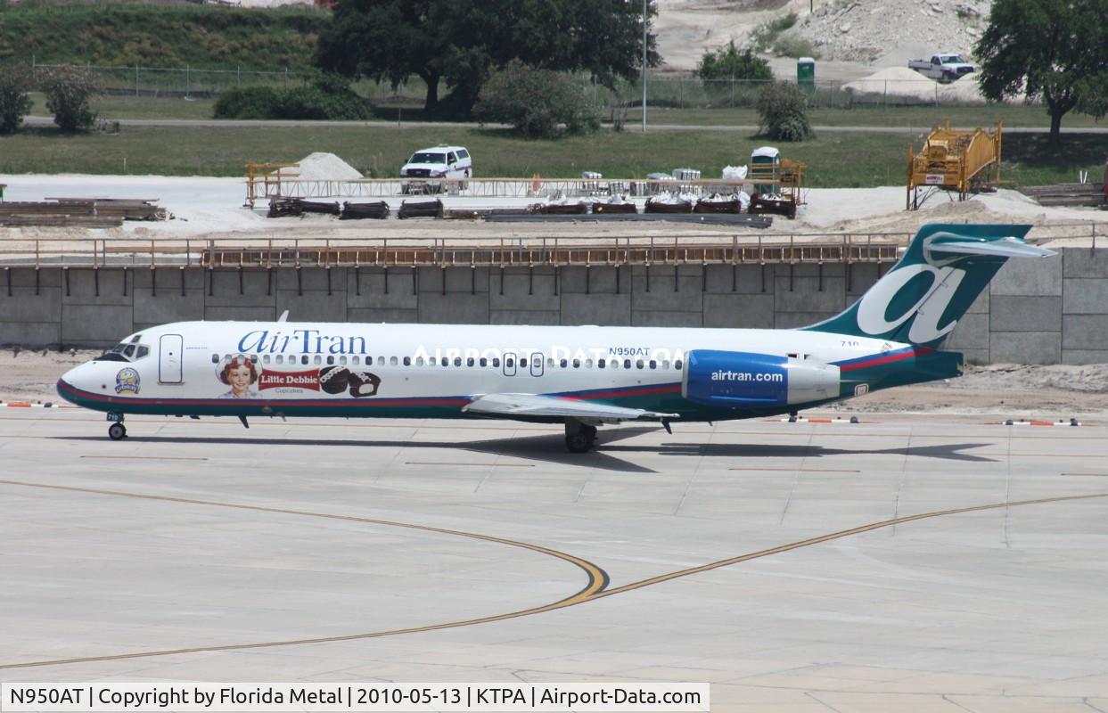 N950AT, 2000 Boeing 717-200 C/N 55012, TPA spotting