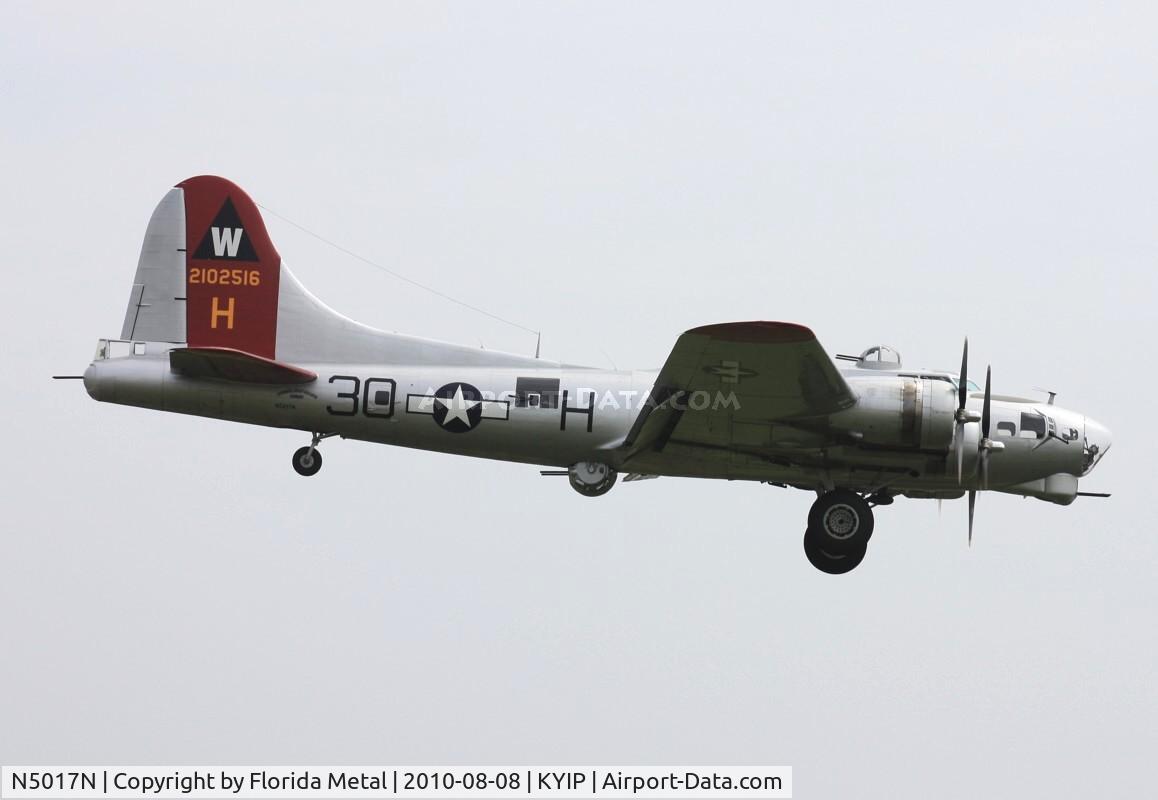 N5017N, 1944 Lockheed/Vega (Boeing) B-17G-105-VE Flying Fortress C/N 8649, Thunder Over Michigan 2010