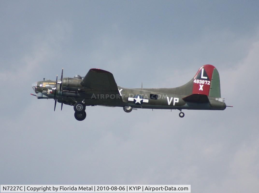 N7227C, 1944 Boeing B-17G Fortress C/N 32513, Thunder Over Michigan 2010