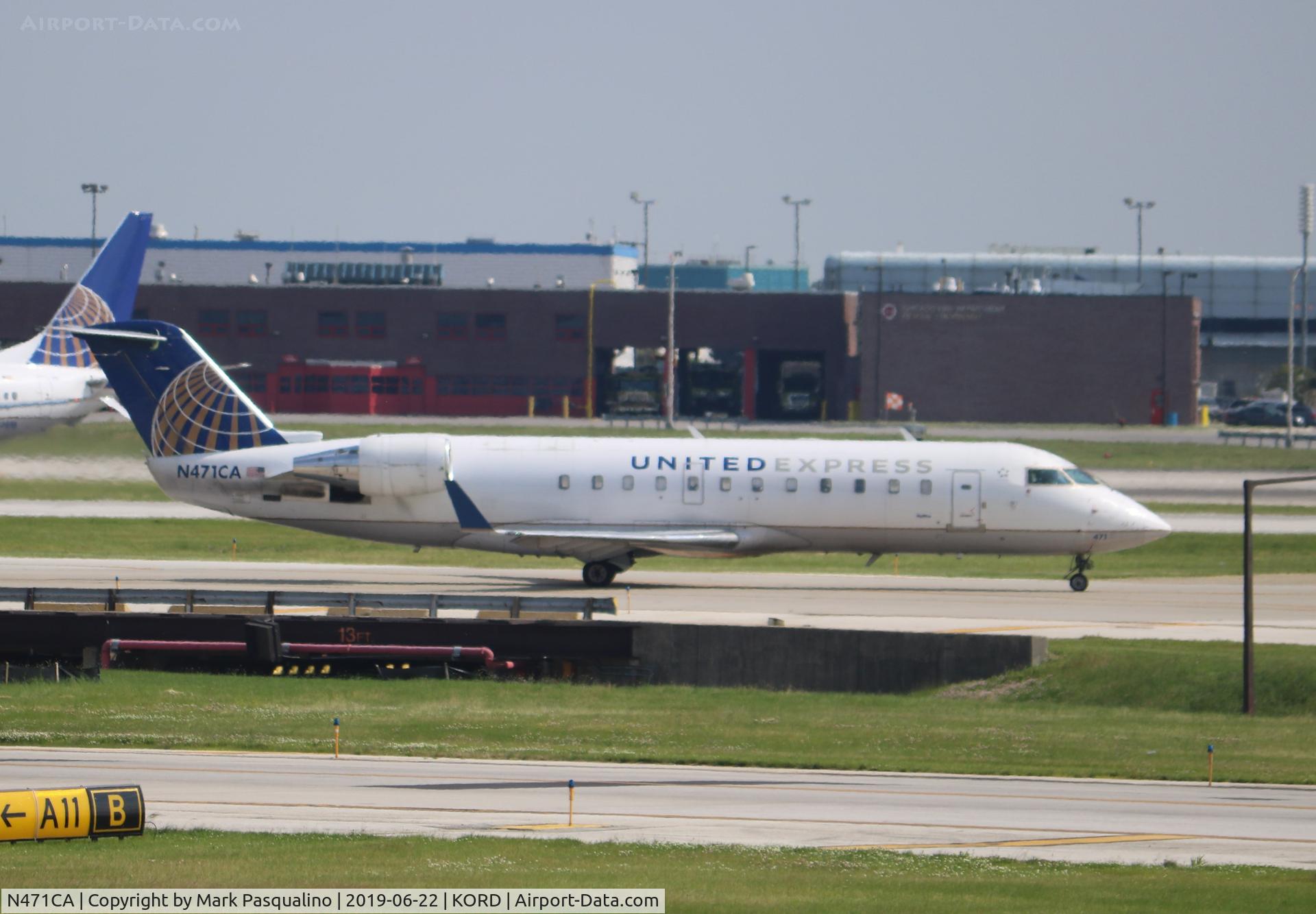 N471CA, 2002 Bombardier CRJ-200ER (CL-600-2B19) C/N 7655, CL-600-2B19
