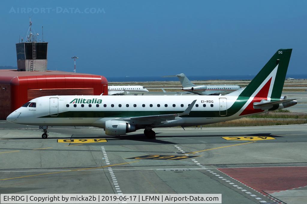 EI-RDG, 2012 Embraer 175LR (ERJ-170-200LR) C/N 17000338, Taxiing