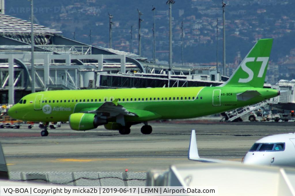 VQ-BOA, 2012 Airbus A320-214 C/N 5001, Taxiing