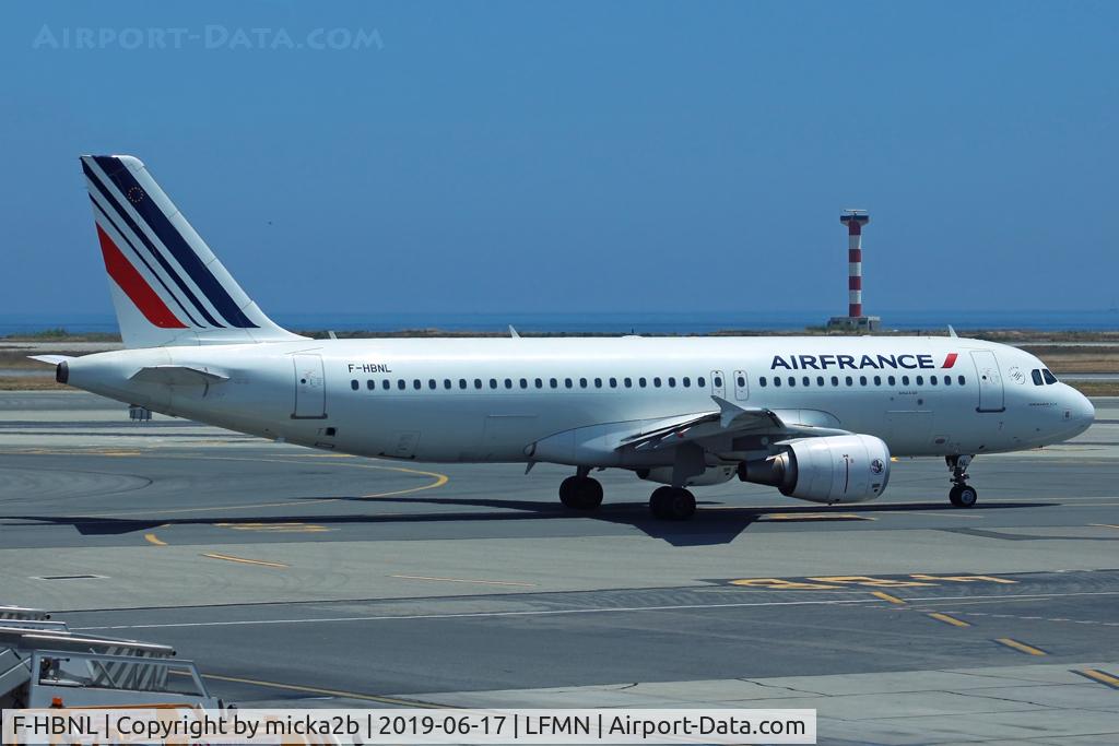 F-HBNL, 2012 Airbus A320-214 C/N 5129, Taxiing