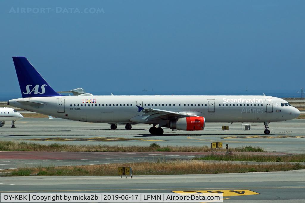 OY-KBK, 2001 Airbus A321-232 C/N 1587, Taxiing