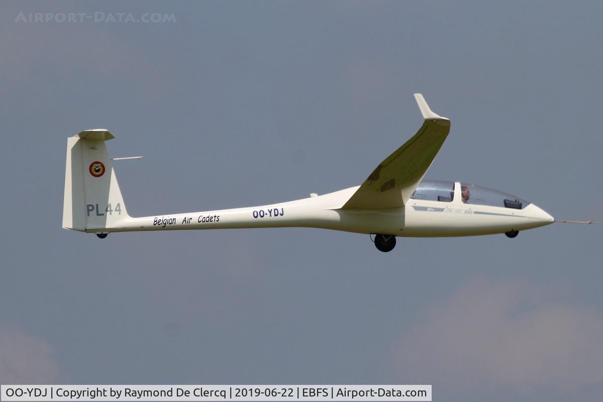 OO-YDJ, 2002 AMS-Flight DG-505 Elan Orion C/N 5E233X71, Aviation Days at Florennes.