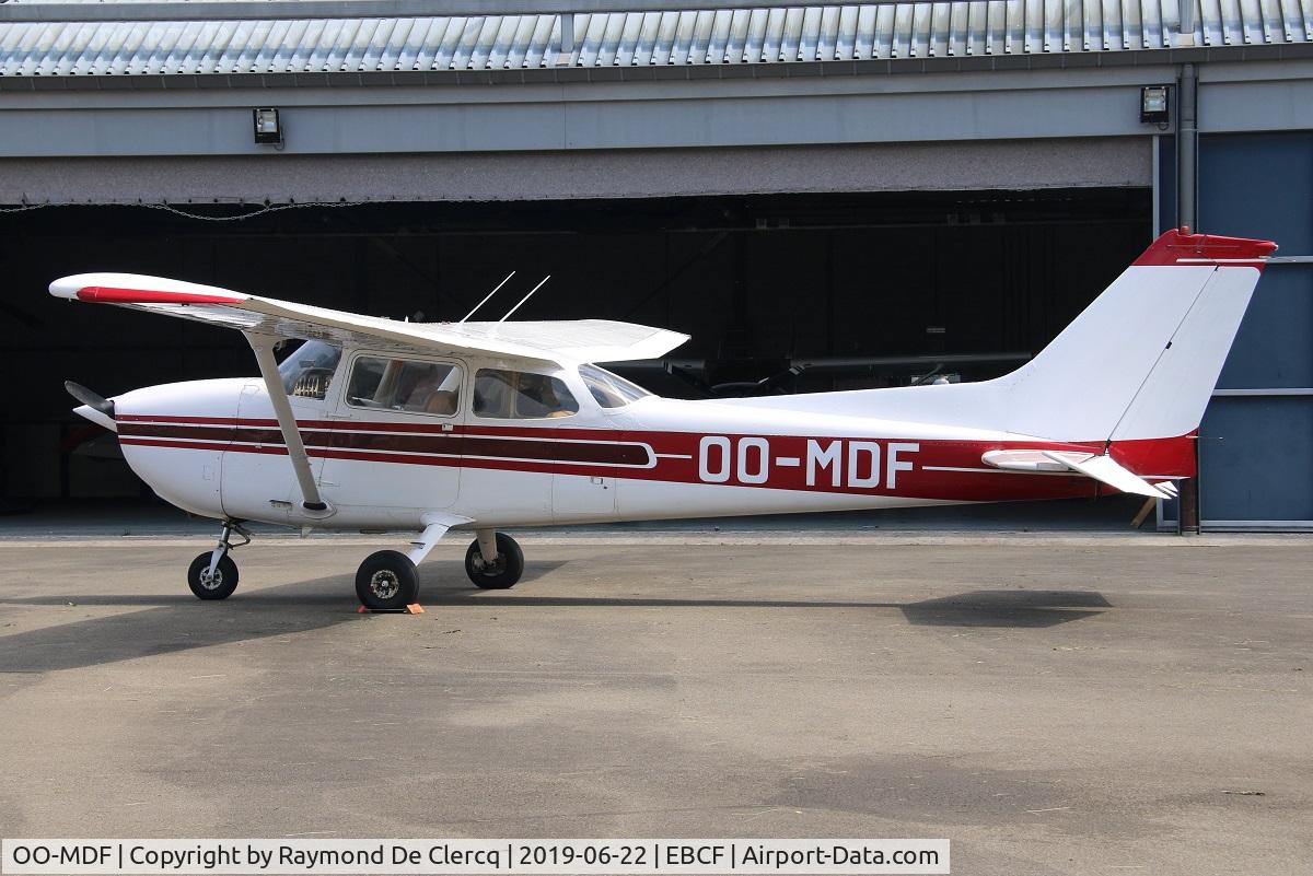 OO-MDF, 1979 Reims F172N II Skyhawk C/N 1890, At Cerfontaine.