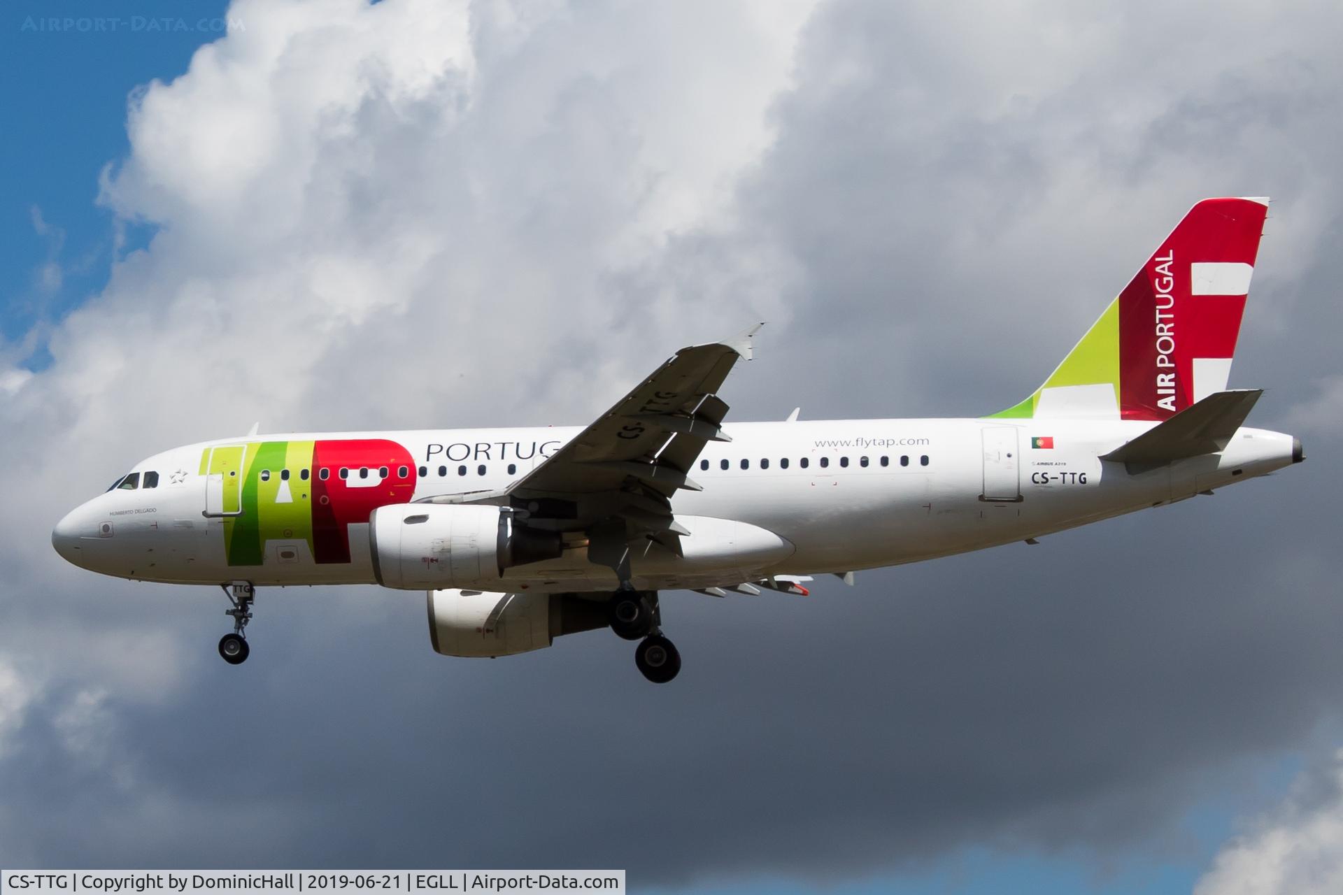 CS-TTG, 1998 Airbus A319-111 C/N 906, Landing RWY 27L