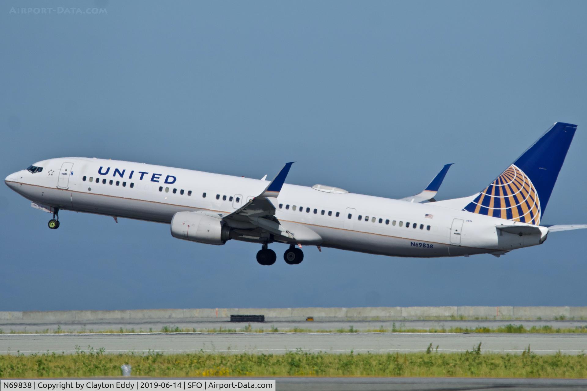 N69838, 2014 Boeing 737-924/ER C/N 60121, Departing runway 01 SFO 2019.