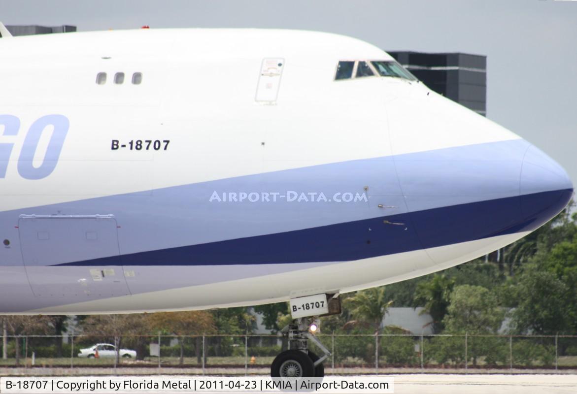 B-18707, 2001 Boeing 747-409F/SCD C/N 30764, MIA spotting