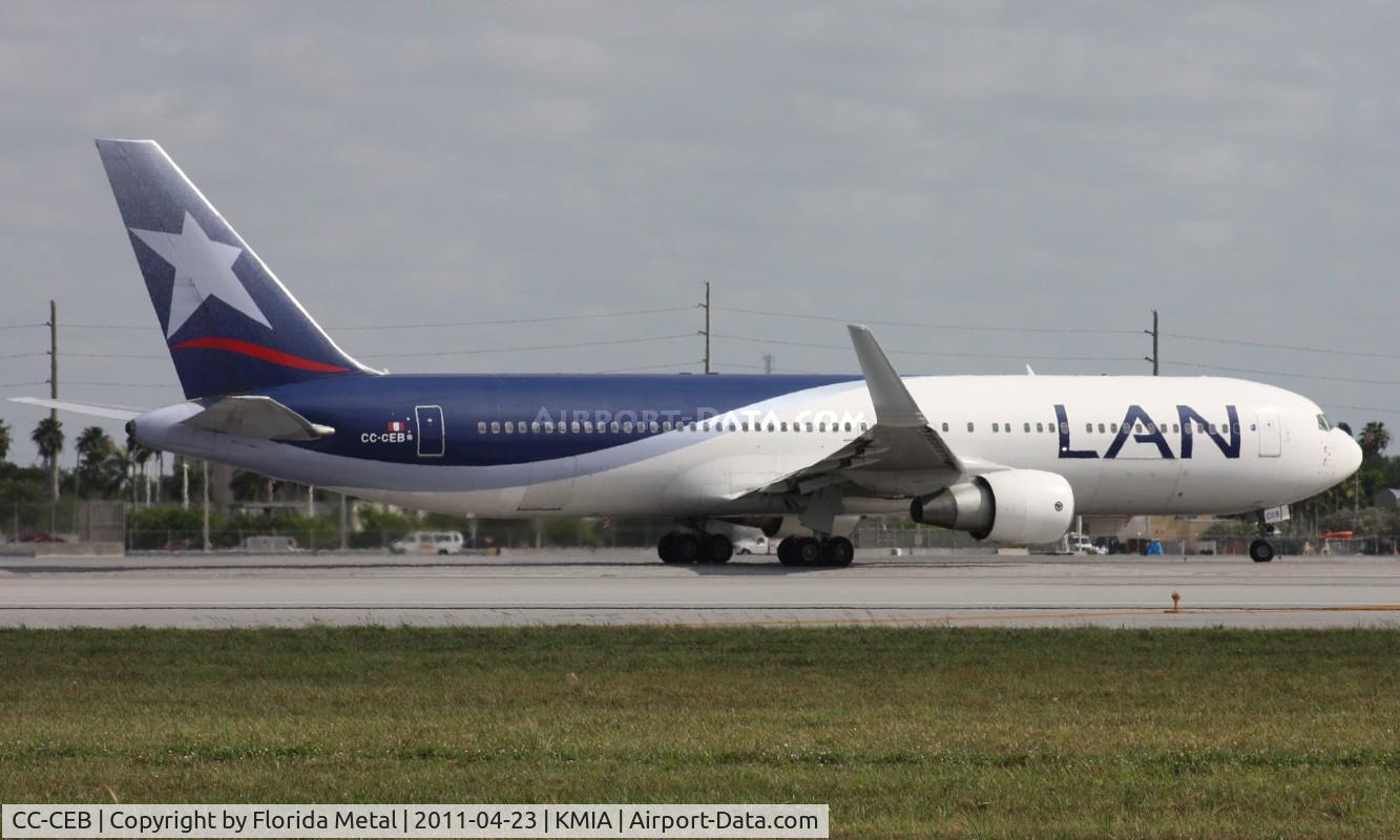 CC-CEB, 1996 Boeing 767-316/ER C/N 26327/621, MIA spotting