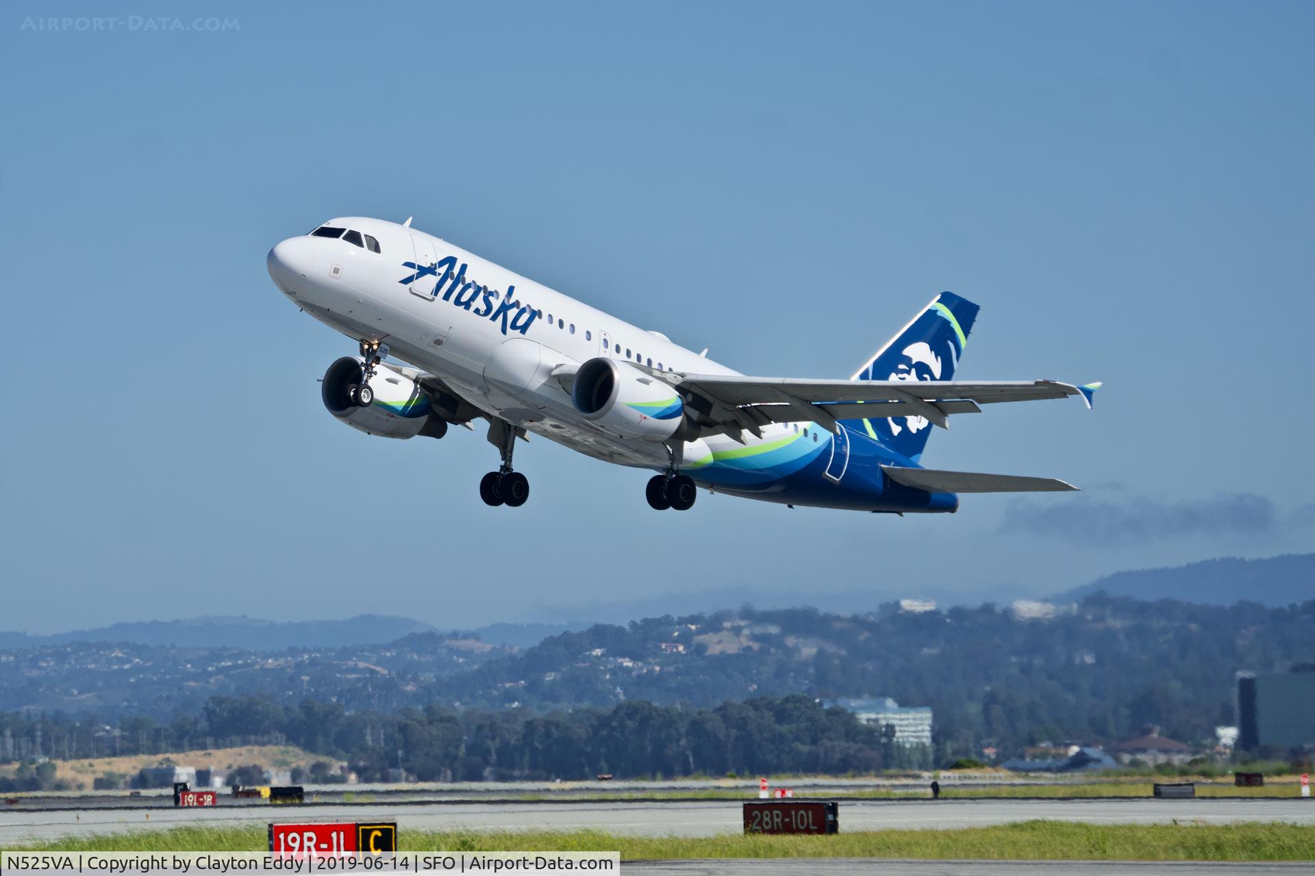 N525VA, 2007 Airbus A319-112 C/N 3324, Departing runway 01 SFO 2019.