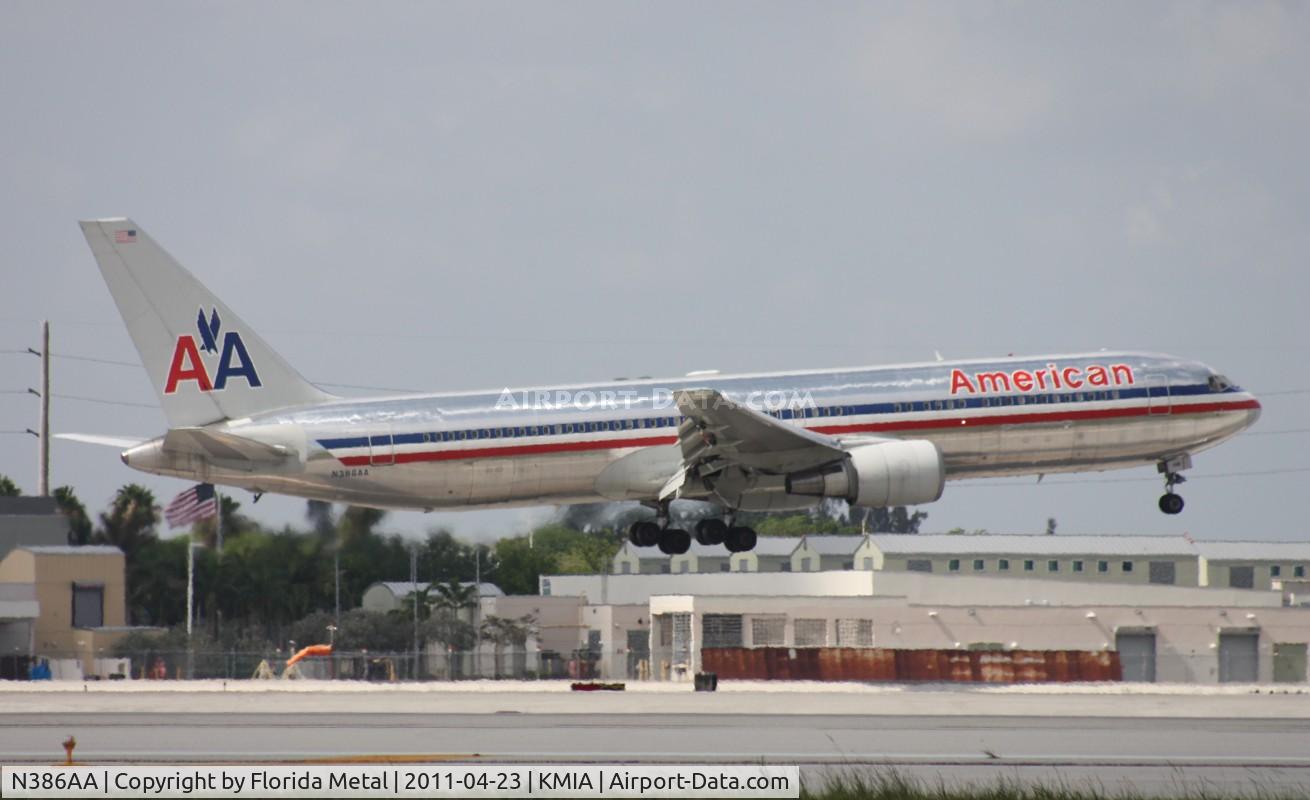 N386AA, 1994 Boeing 767-323/ER C/N 27060, MIA spotting