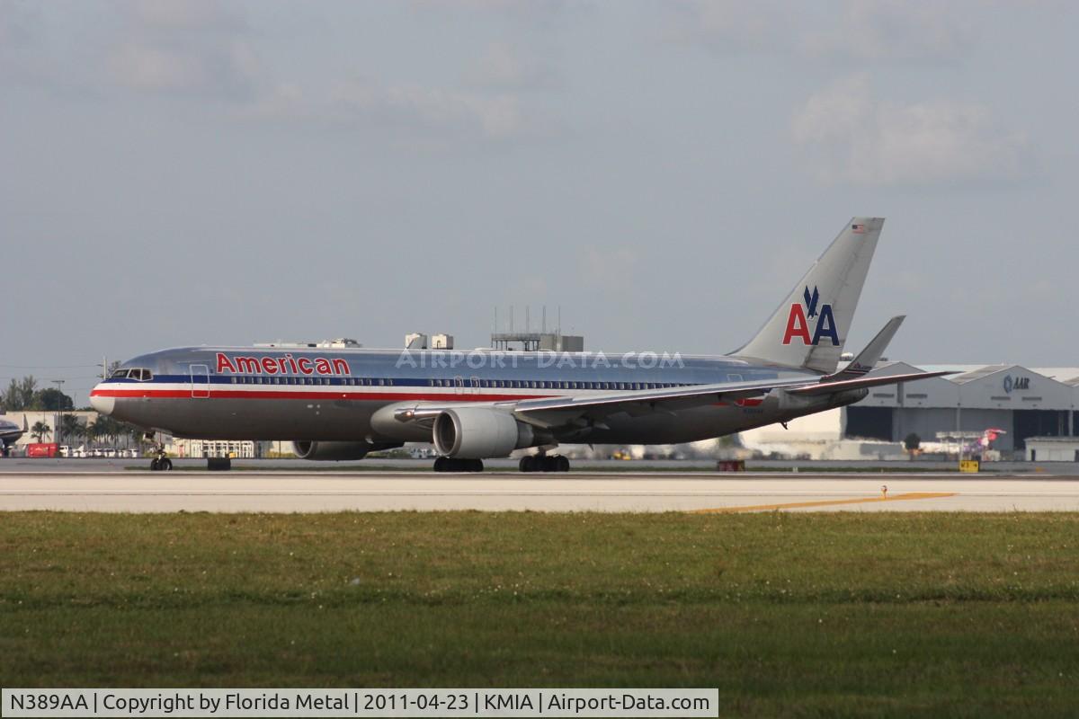 N389AA, 1994 Boeing 767-323 C/N 27449, MIA spotting
