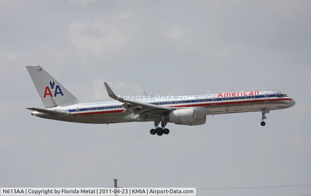 N613AA, 1989 Boeing 757-223 C/N 24489, MIA spotting