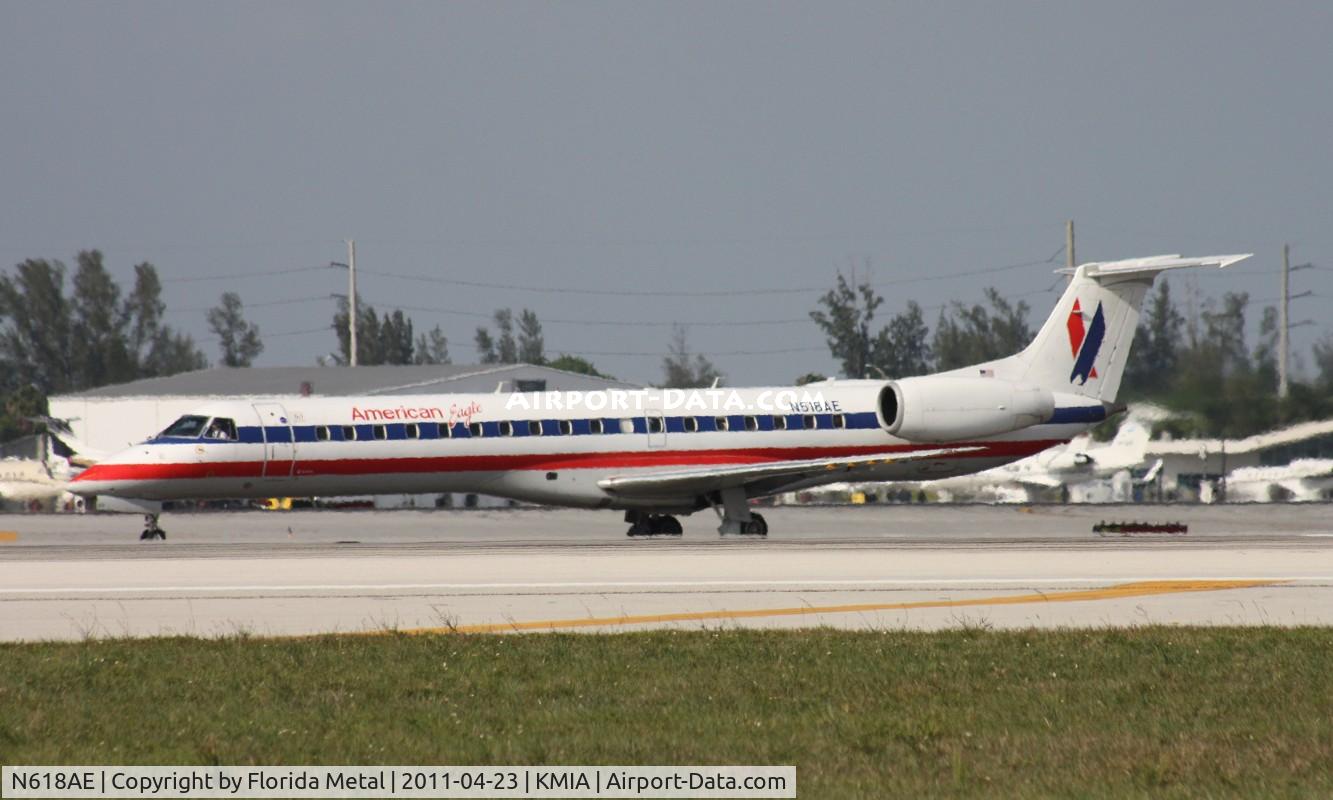 N618AE, 1998 Embraer ERJ-145LR (EMB-145LR) C/N 145097, MIA spotting