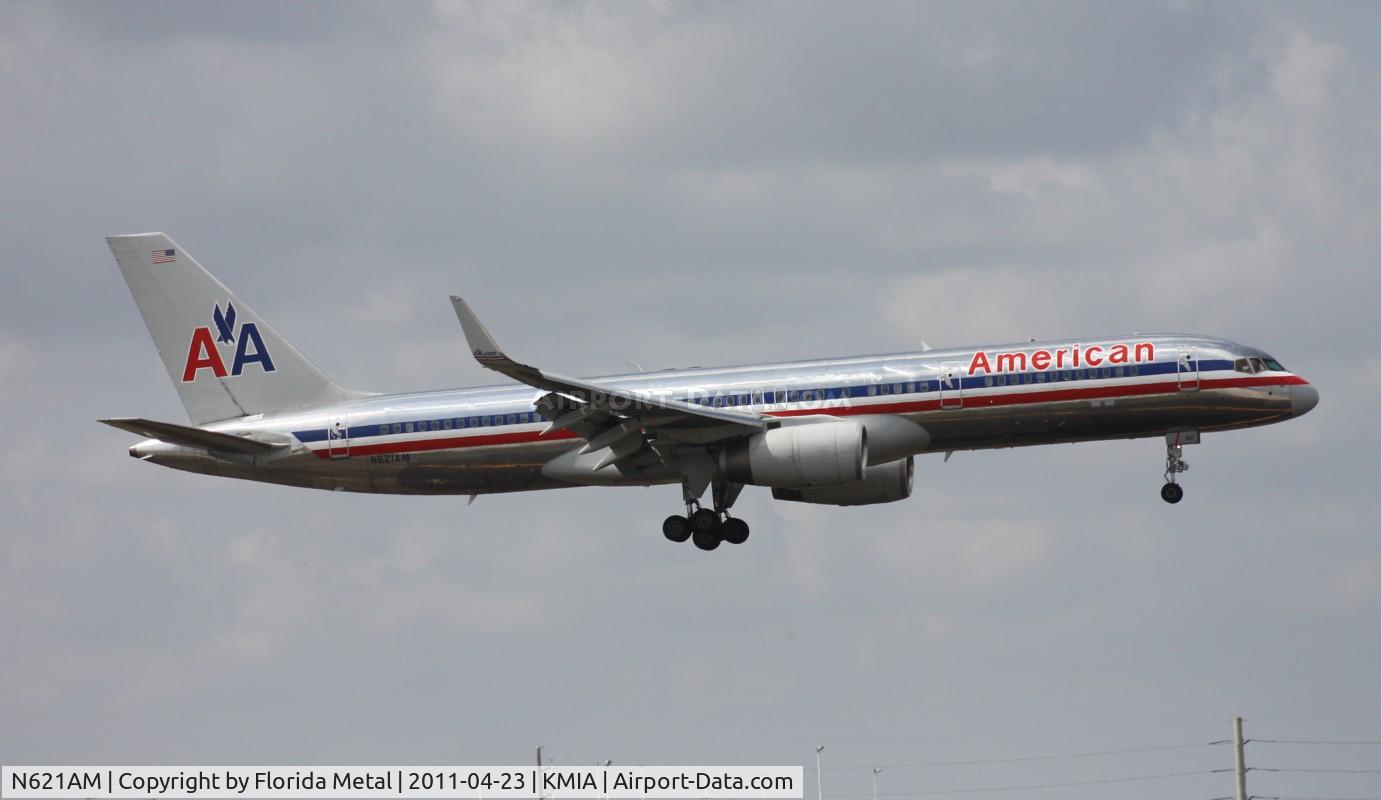 N621AM, 1990 Boeing 757-223 C/N 24579, MIA spotting