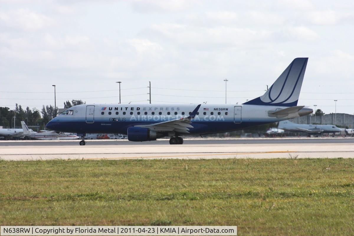 N638RW, 2004 Embraer 170SE (ERJ-170-100SE) C/N 17000053, MIA spotting