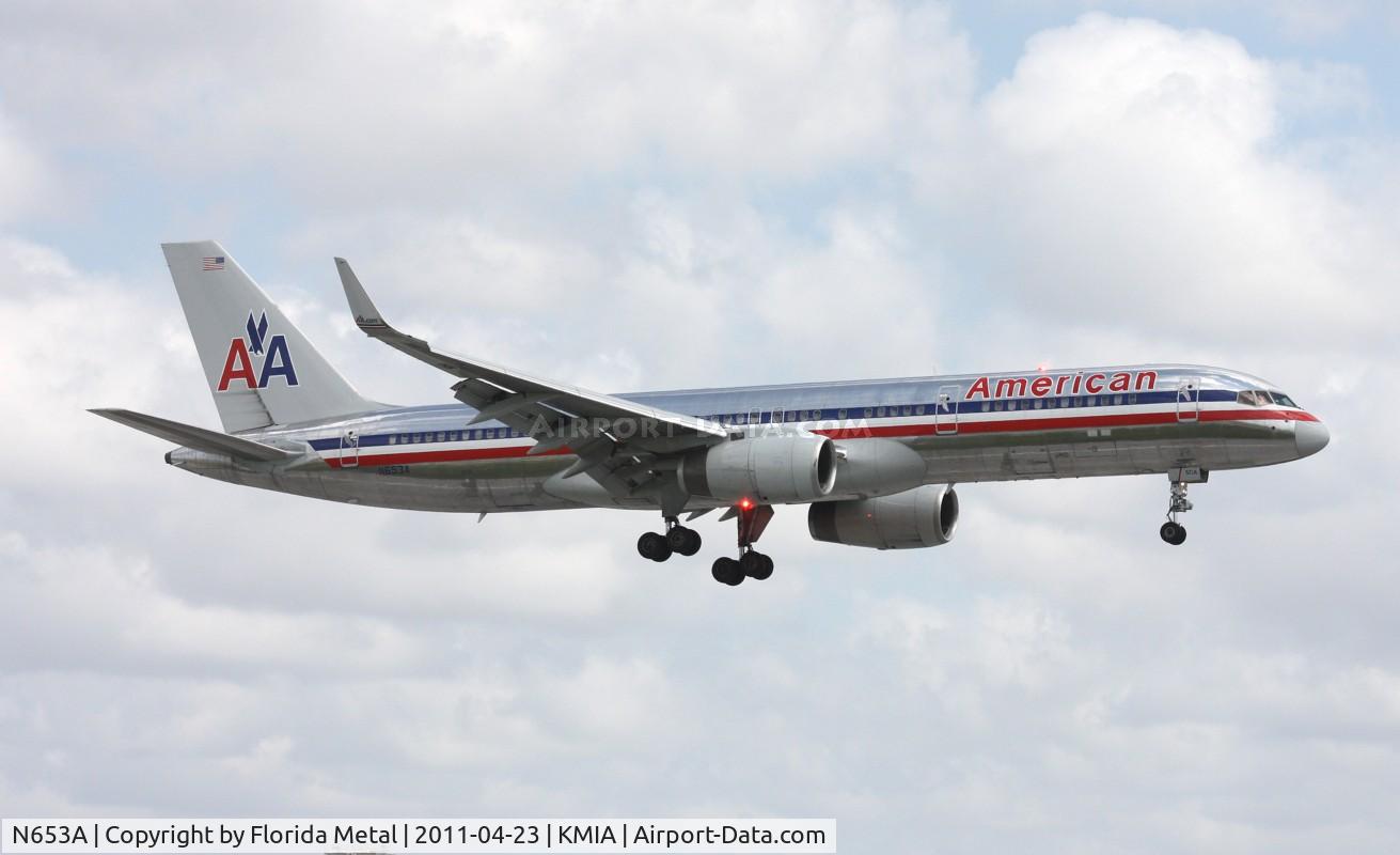 N653A, 1991 Boeing 757-223 C/N 24611, MIA spotting