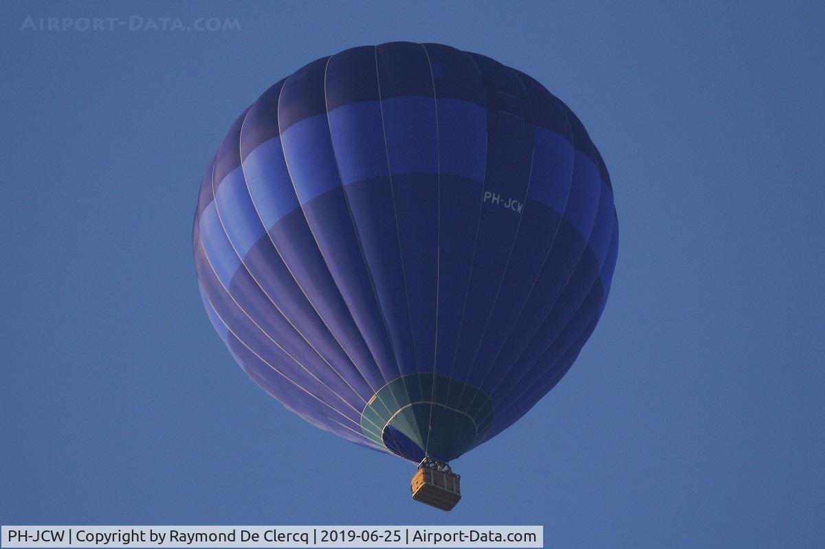 PH-JCW, 2010 Cameron Z-180 C/N 11346, Overhead Oostakker / Gent.