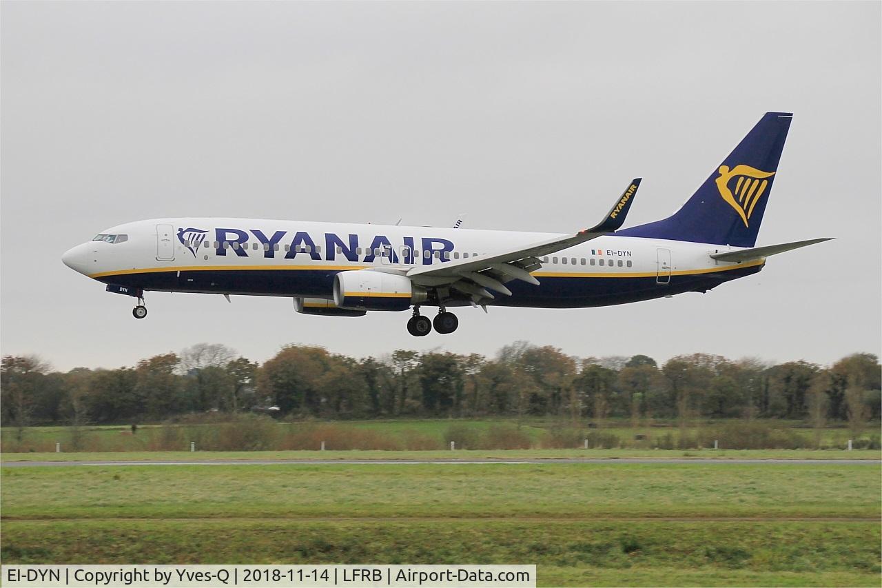 EI-DYN, 2008 Boeing 737-8AS C/N 36576, Boeing 737-8AS, On final rwy 25L, Brest-Bretagne airport (LFRB-BES)