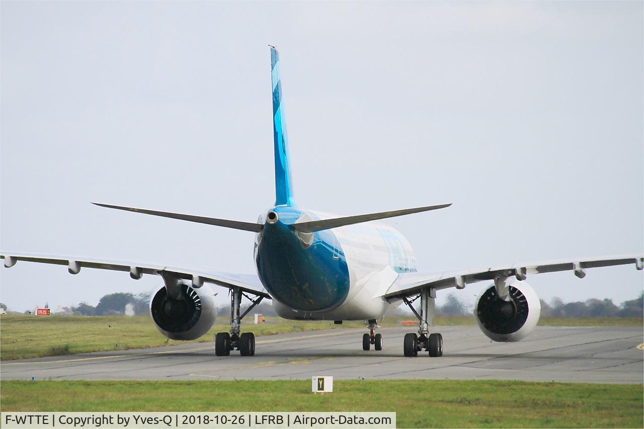F-WTTE, 2017 Airbus A330-941N C/N 1812, Airbus A330-941 neo, Taxiing, Brest-Bretagne airport (LFRB-BES)