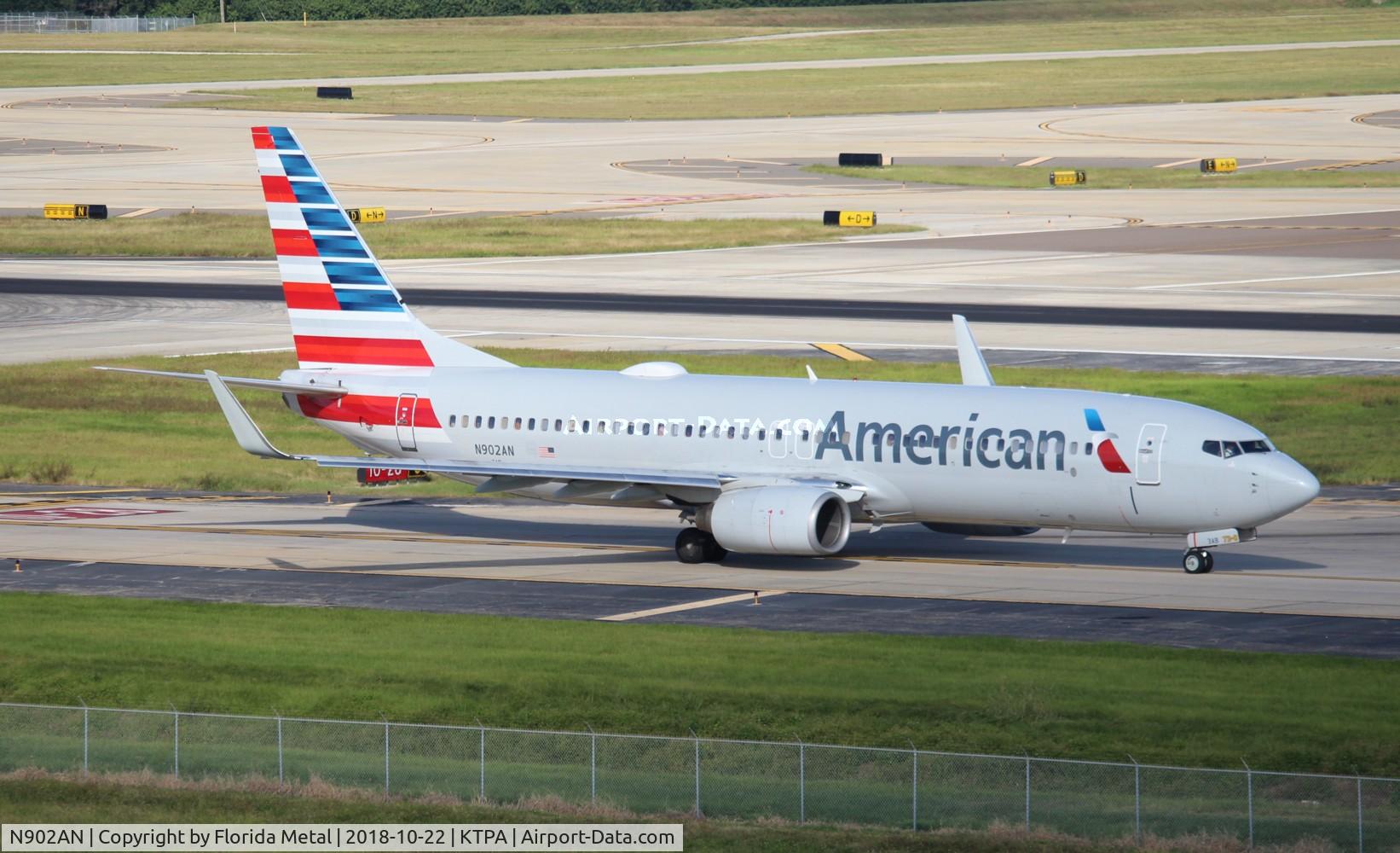 N902AN, 1999 Boeing 737-823 C/N 29504, TPA spotting