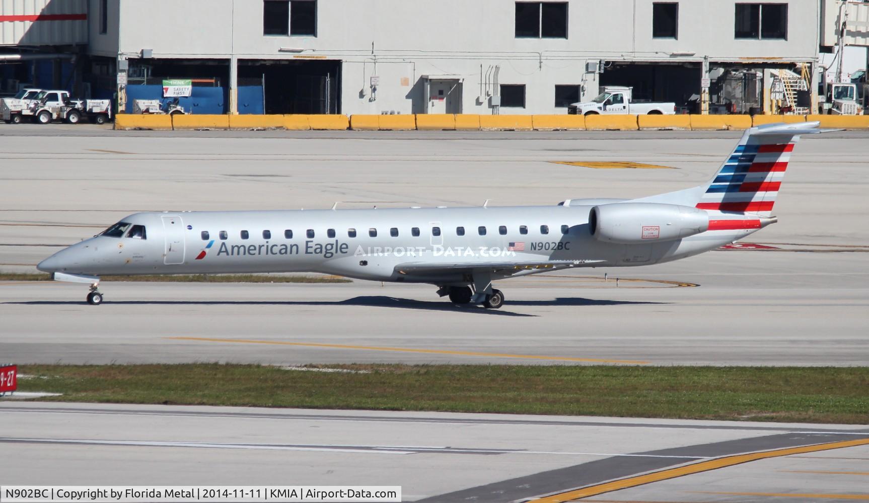 N902BC, 2005 Embraer ERJ-145LR (EMB-145LR) C/N 14500887, MIA spotting
