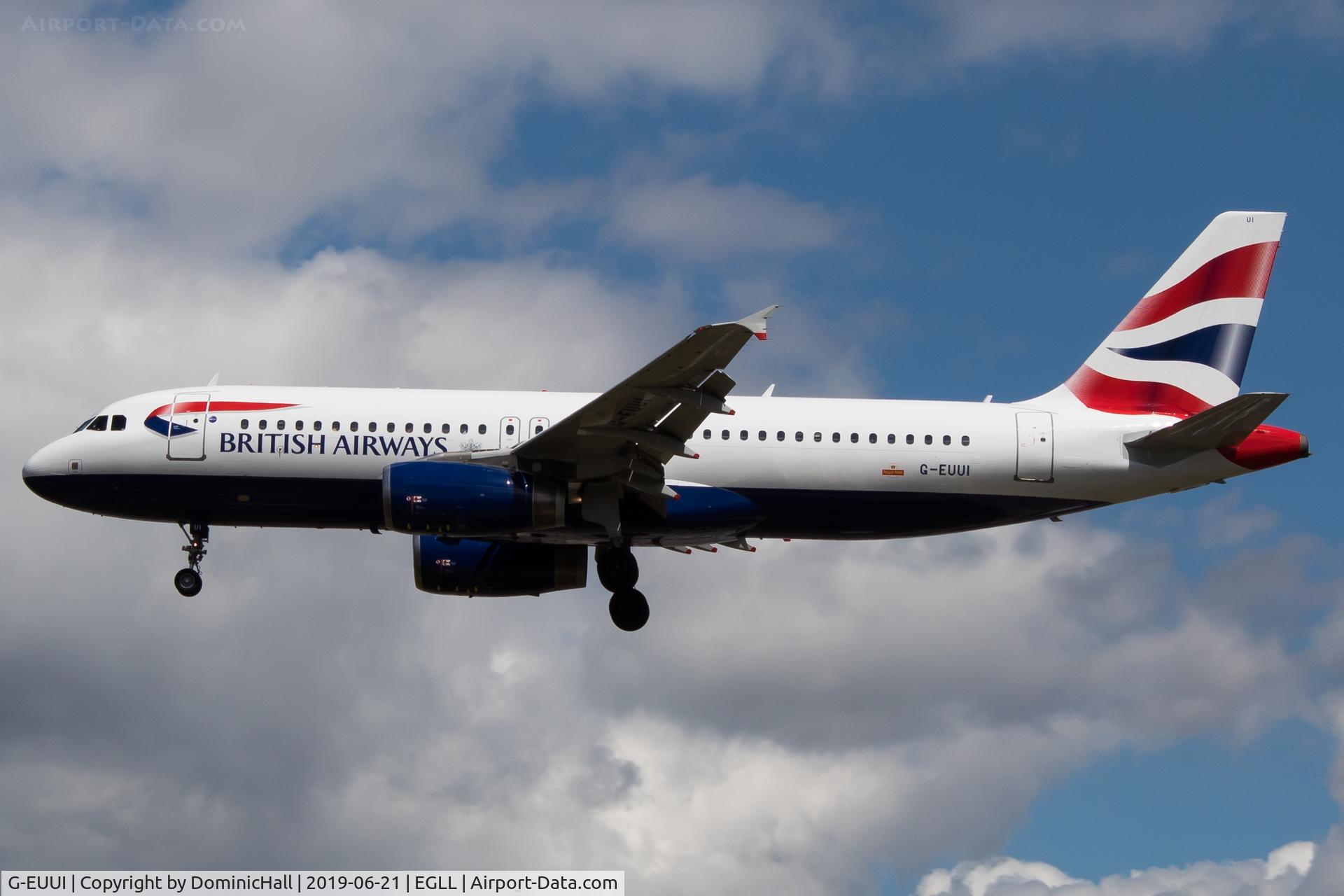 G-EUUI, 2002 Airbus A320-232 C/N 1871, Landing RWY 27L