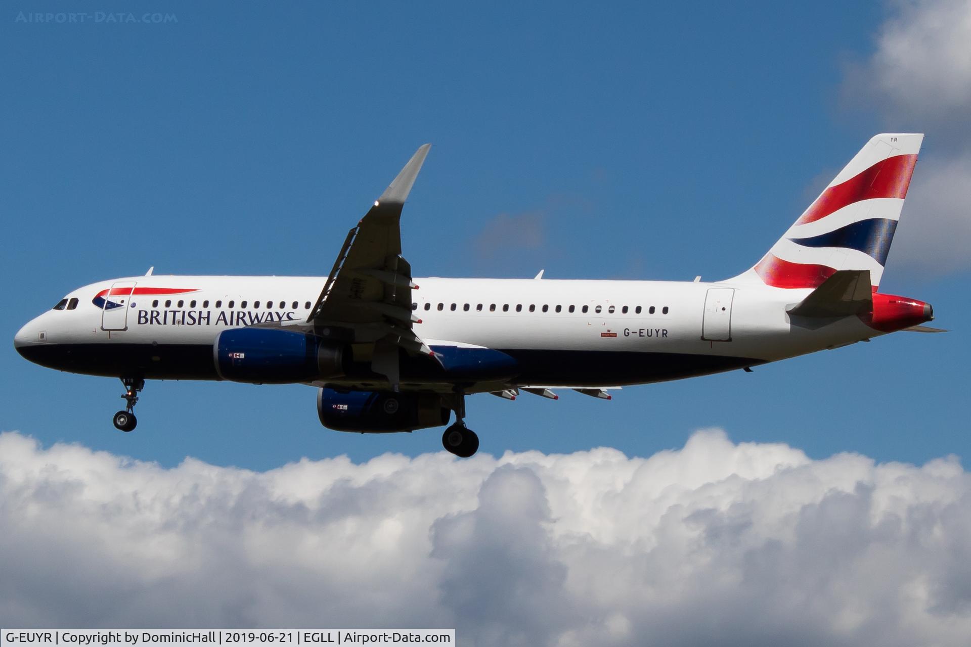 G-EUYR, 2013 Airbus A320-232 C/N 5856, Landing RWY 27L
