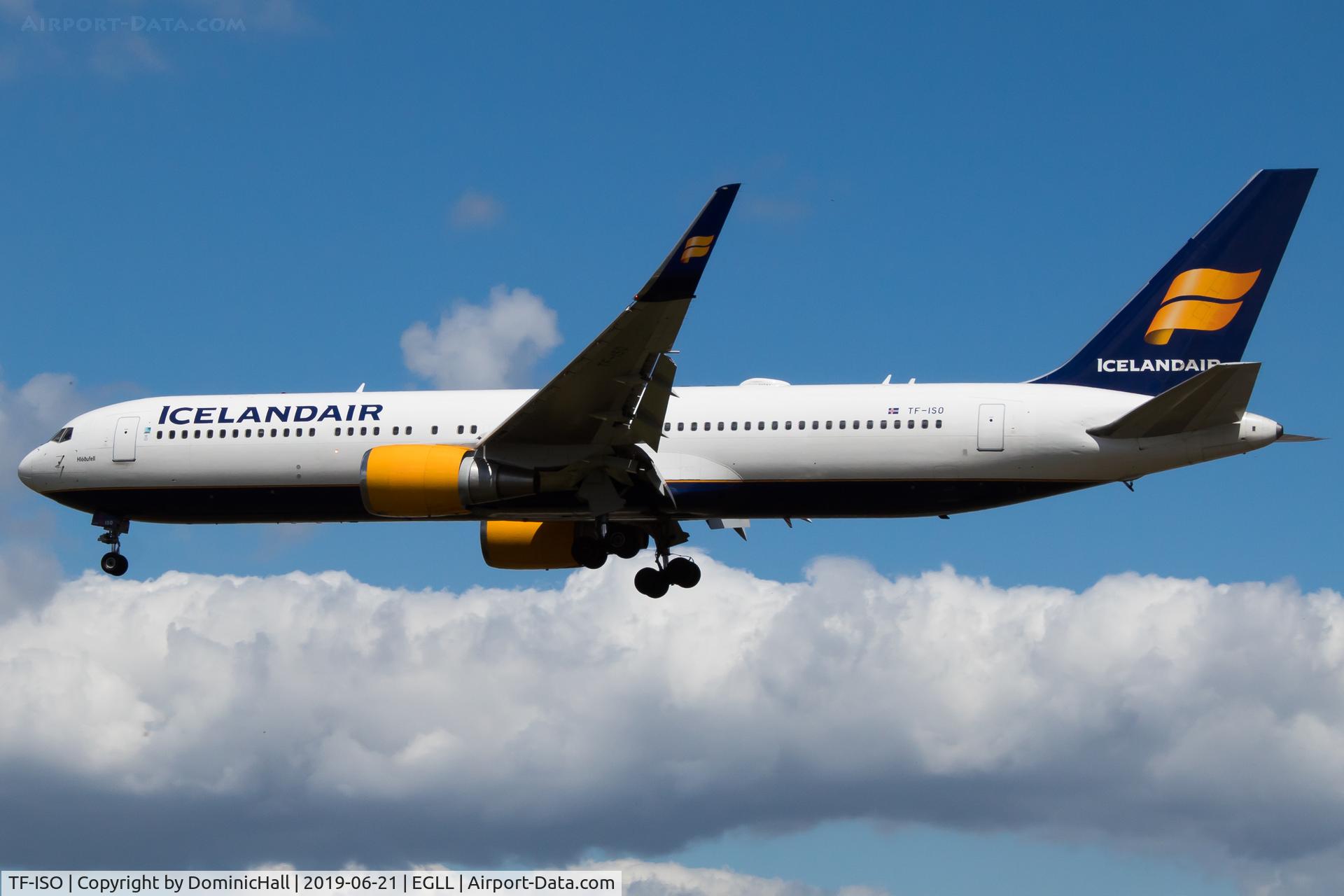 TF-ISO, 2000 Boeing 767-319 C/N 29388, Landing RWY 27L