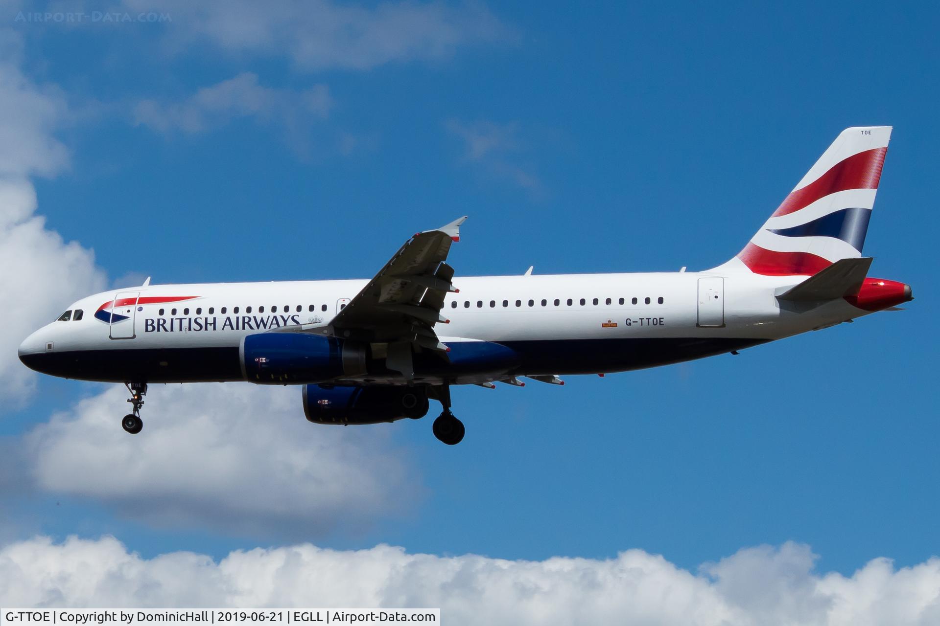 G-TTOE, 2002 Airbus A320-232 C/N 1754, Landing RWY 27L