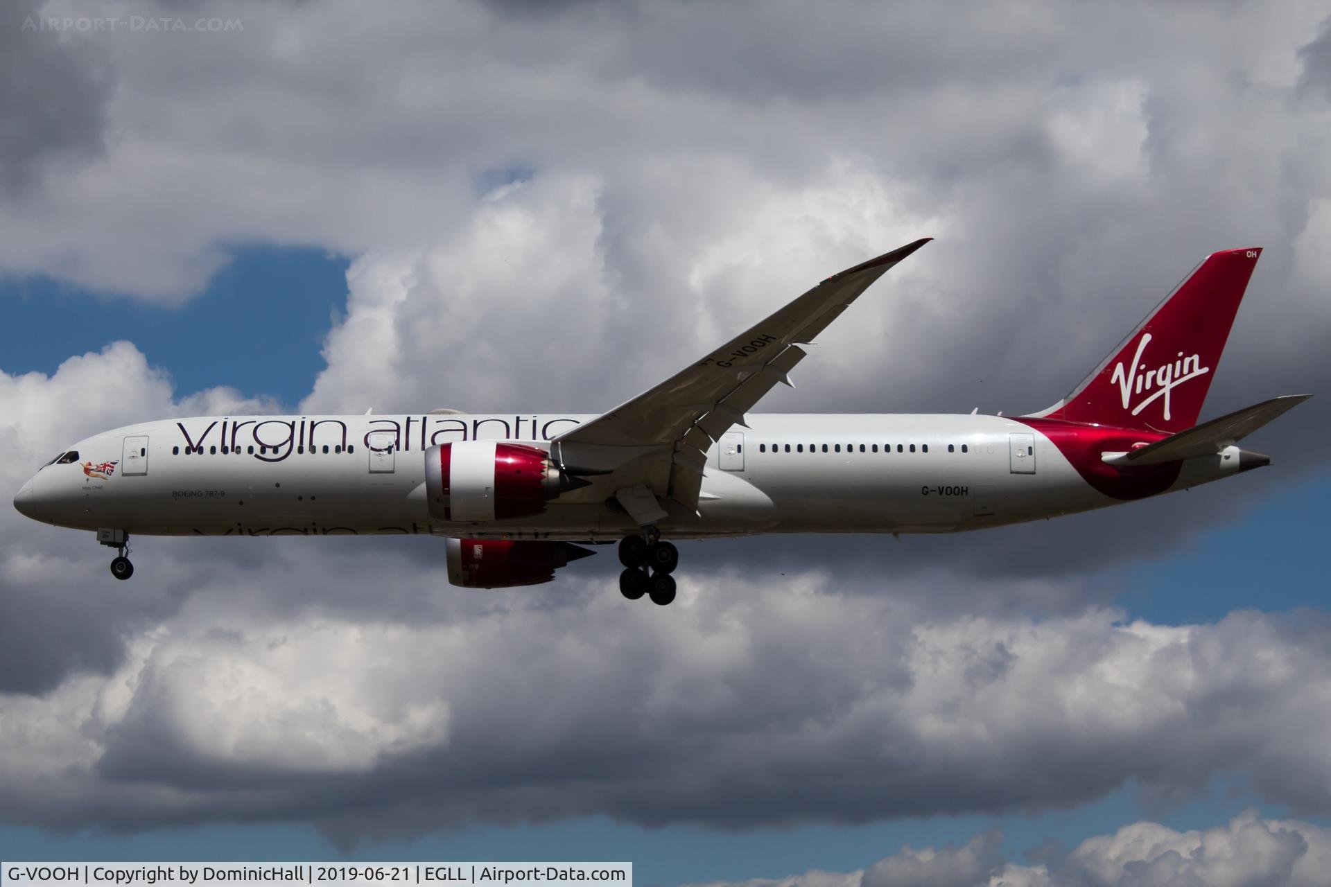 G-VOOH, 2015 Boeing 787-9 Dreamliner Dreamliner C/N 37968, Landing RWY 27L
