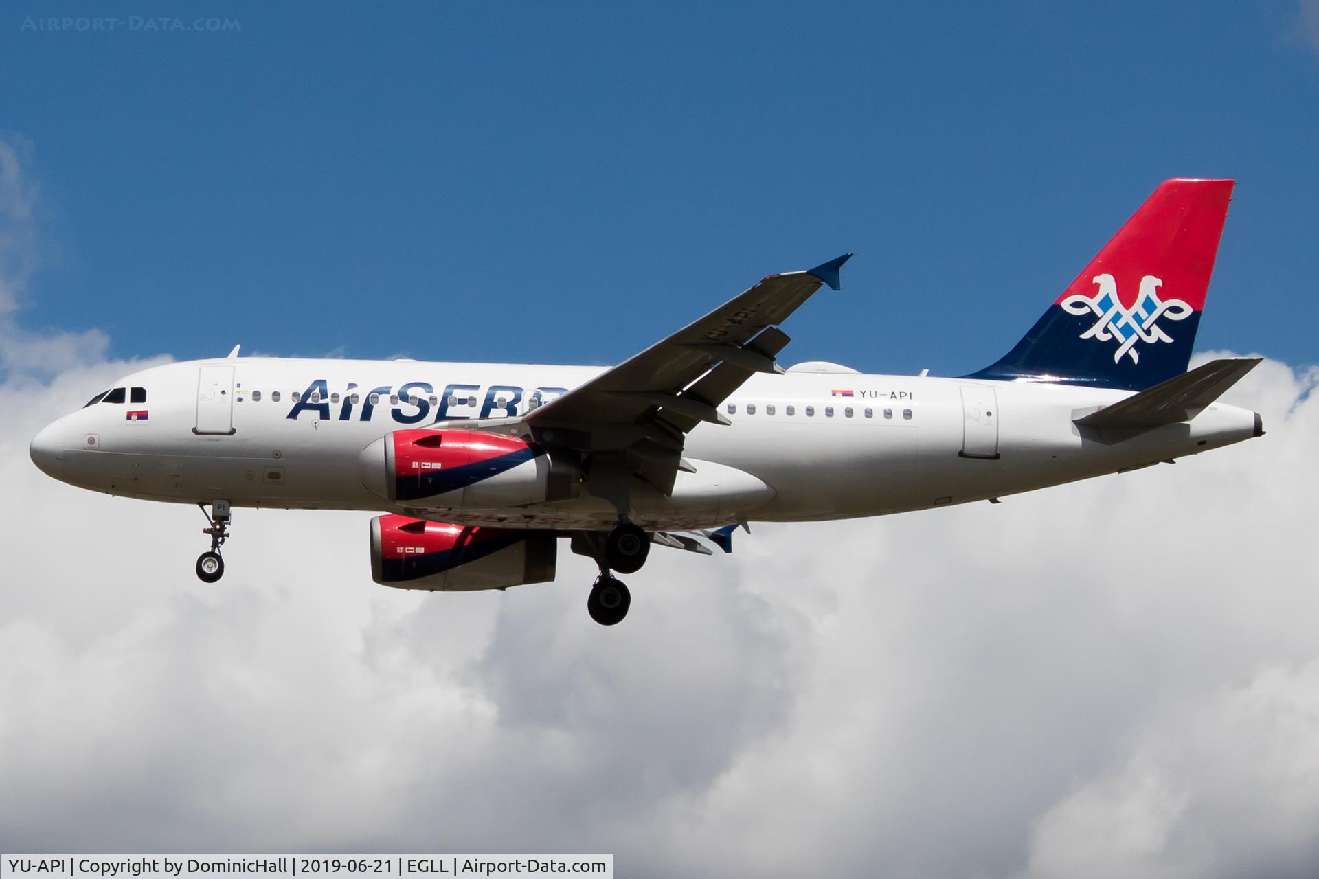YU-API, 1999 Airbus A319-132 C/N 1140, Landing RWY 27L