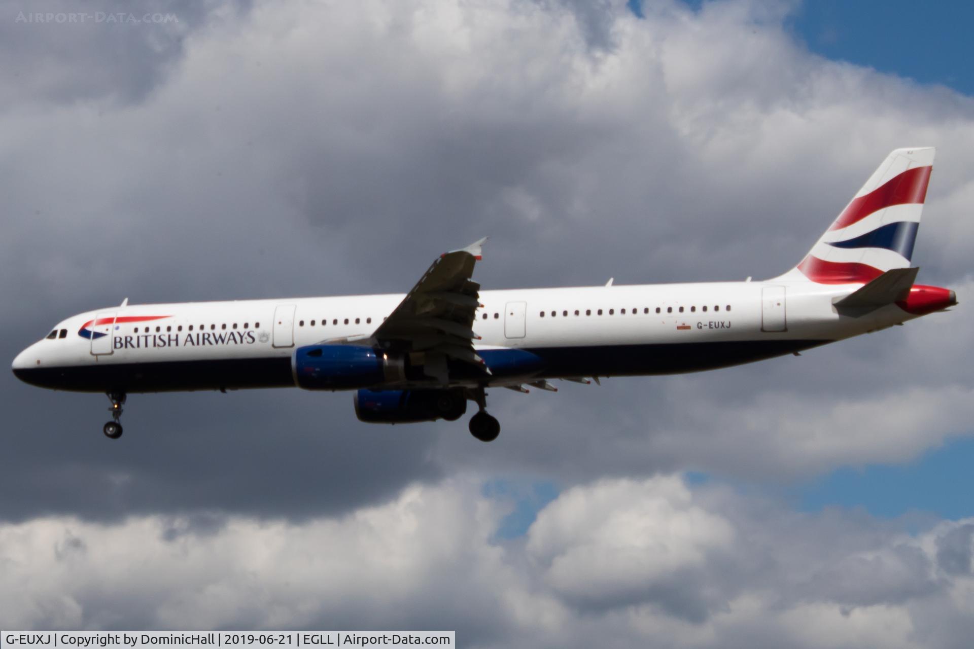G-EUXJ, 2007 Airbus A321-231 C/N 3081, Landing RWY 27L
