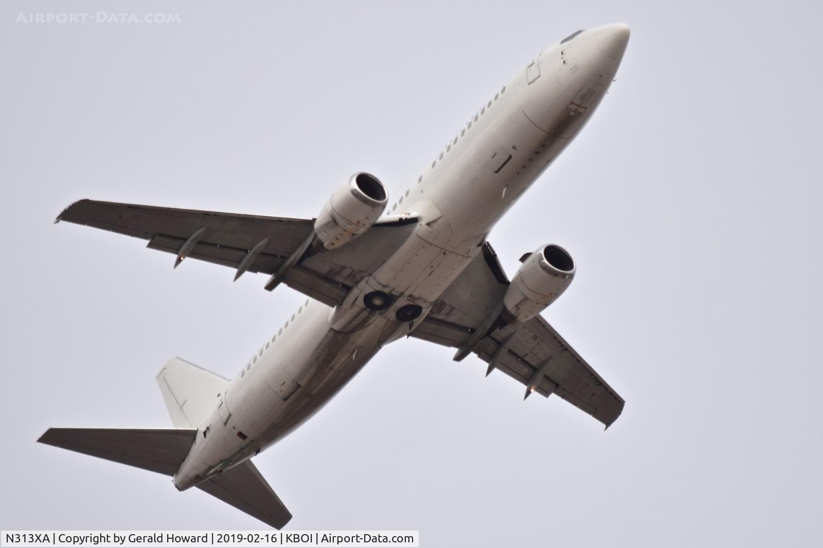 N313XA, 1991 Boeing 737-484 C/N 25313, Departing BOI.