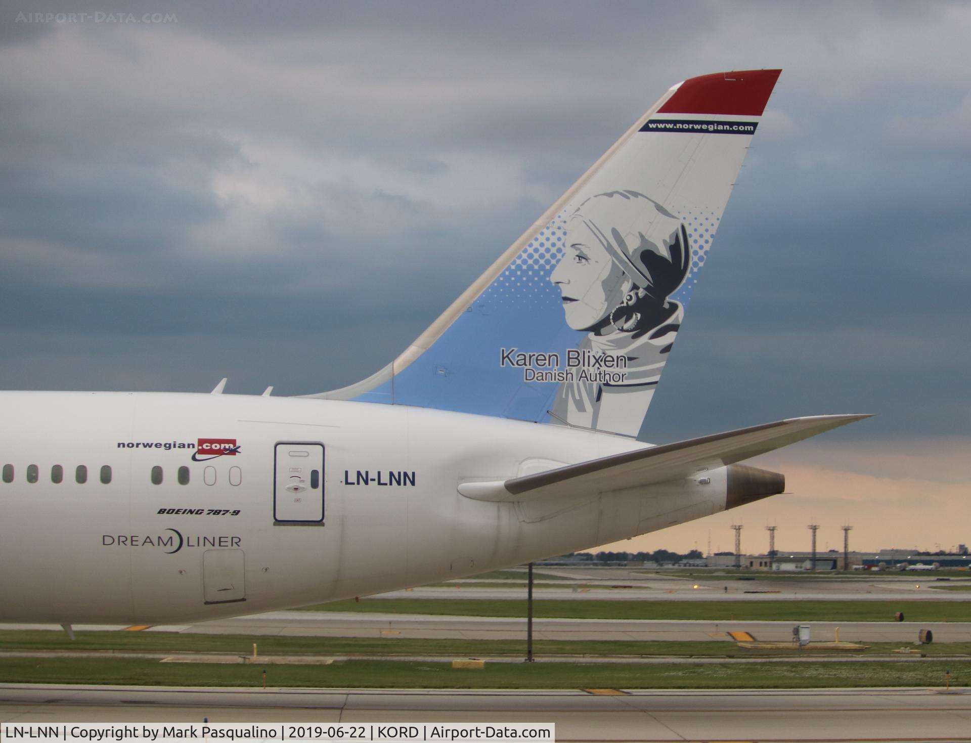 LN-LNN, 2017 Boeing 787-9 Dreamliner C/N 38891, Boeing 787-9