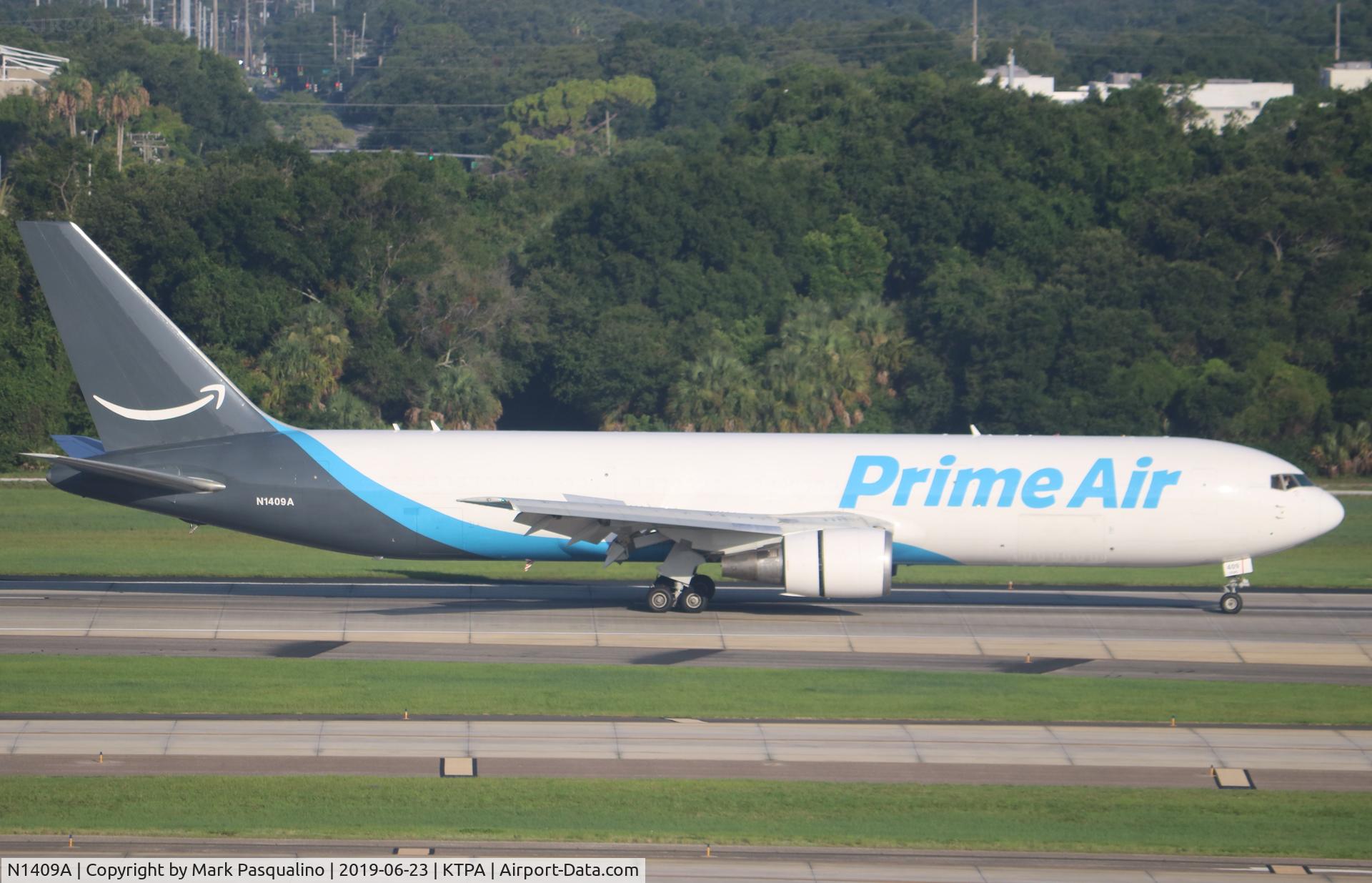 N1409A, 1996 Boeing 767-306/ER C/N 27960, Boeing 767-306/ER