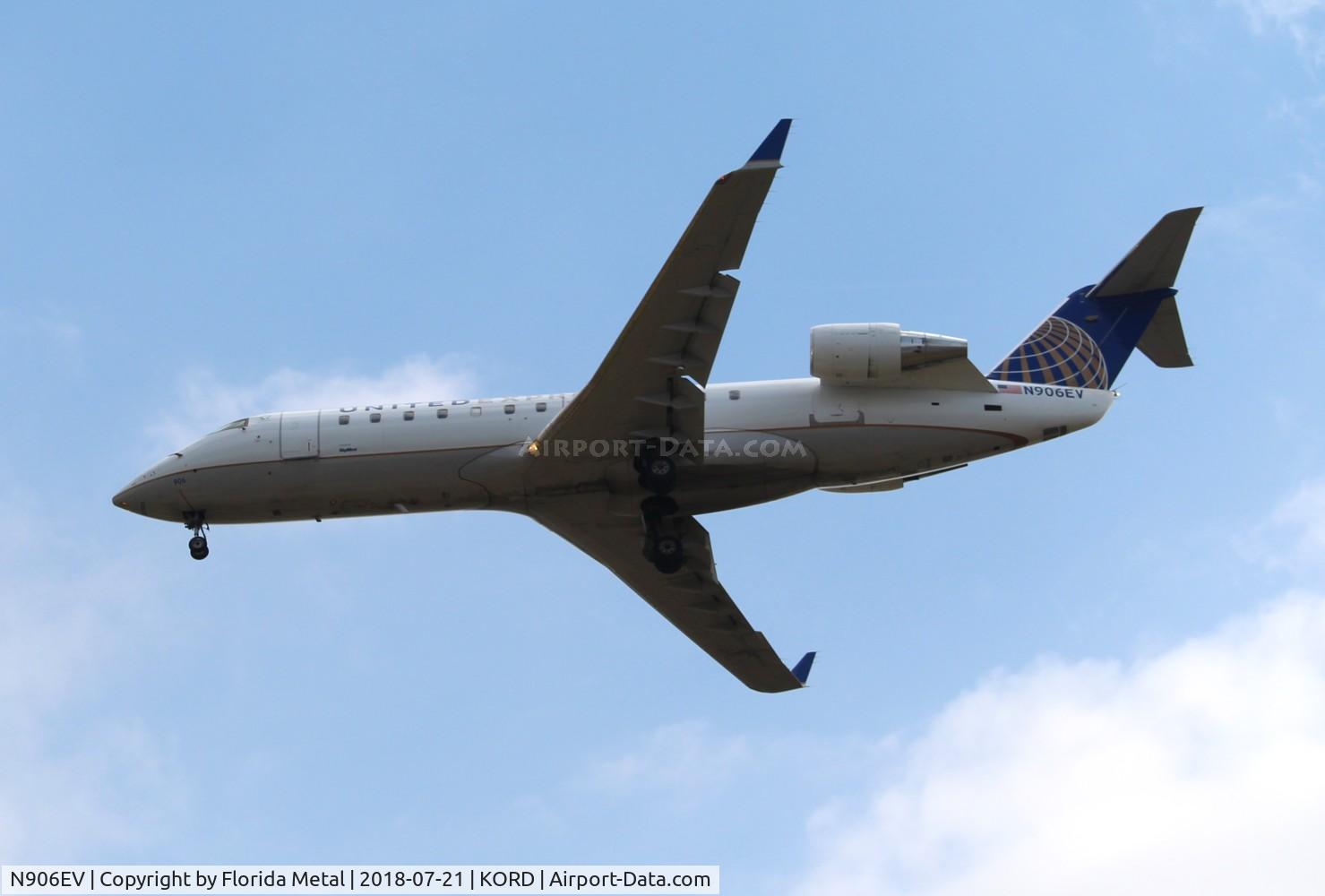 N906EV, 2002 Bombardier CRJ-200ER (CL-600-2B19) C/N 7642, ORD spotting