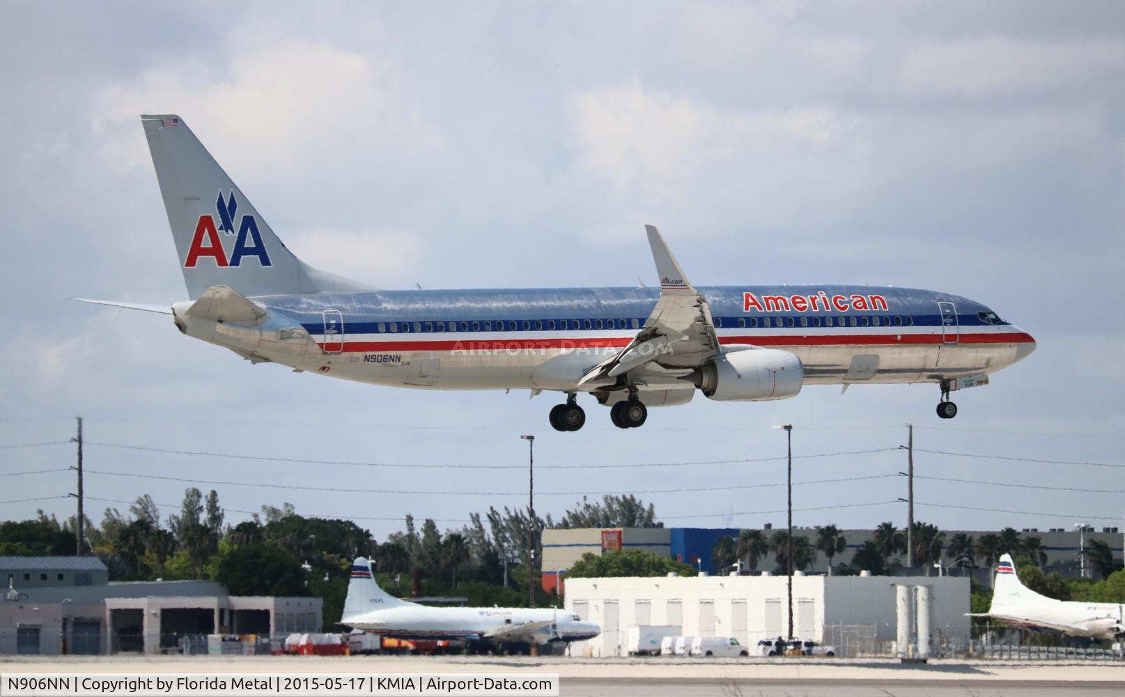 N906NN, 2012 Boeing 737-823 C/N 31155, MIA spotting