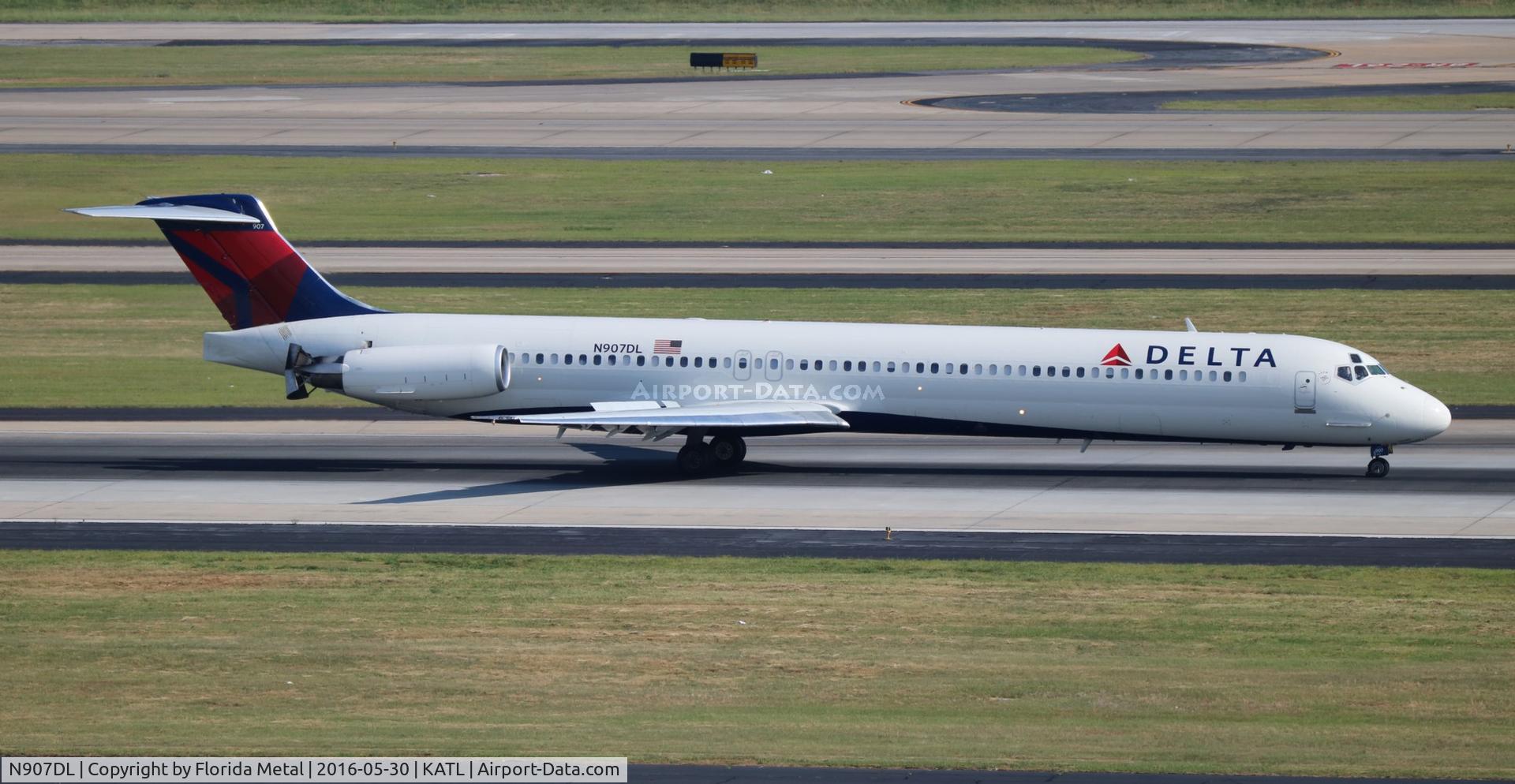 N907DL, 1987 McDonnell Douglas MD-88 C/N 49538, ATL spotting