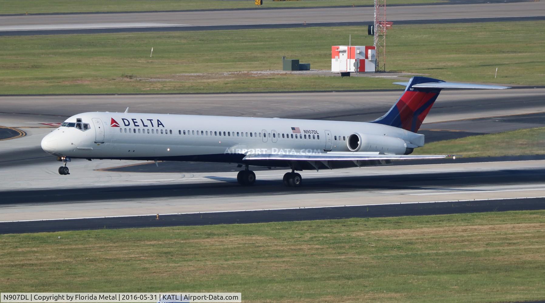 N907DL, 1987 McDonnell Douglas MD-88 C/N 49538, ATL spotting