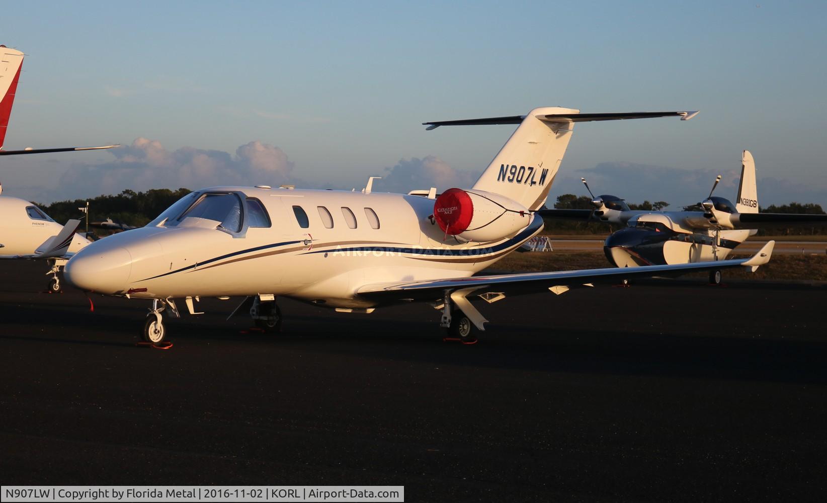 N907LW, 2015 Cessna 525 Citation M2 C/N 525-0868, NBAA 2016