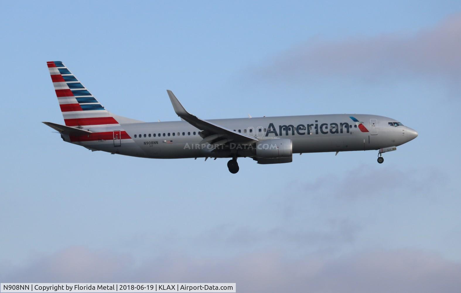 N908NN, 2012 Boeing 737-823 C/N 31157, LAX spotting
