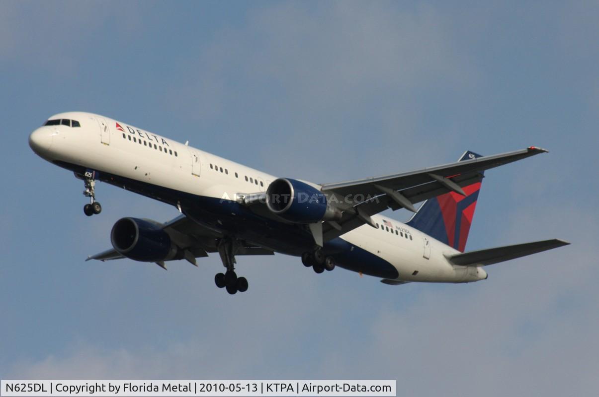 N625DL, 1987 Boeing 757-232 C/N 22915, TPA spotting